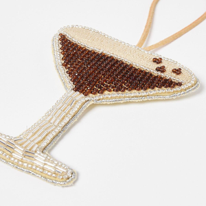 Amuleto de Bolso Hecho a Mano en India con Cuentas, Accesorio de Moda de Estilo Étnico con Perlas, Souvenir Artesanal de la Industria de Artesanía India - Product Image 1