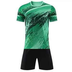 Maillot de football et uniforme de soccer tendance et confortable pour hommes, manches courtes, 100 % polyester, personnalisable, vêtements de sport pakistanais - Product Image 1