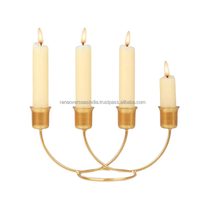 Bougeoir moderne en métal fini or Design élégant pour mariages et événements spéciaux Disponible en différents styles et tailles - Product Image 2