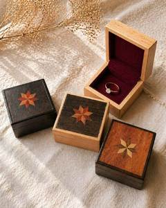 Caja de Madera Artesanal para Joyas, Hecha a Mano, con Diseño de Hojas Incrustadas, Acabado Natural, Cierre Metálico, Caja de Almacenamiento - Product Image 3