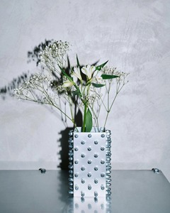 Maceta Decorativa de Metal Galvanizado para Plantas Artificiales, Decoración de Balcón, Estante y Repisa, de la India - Product Image 1