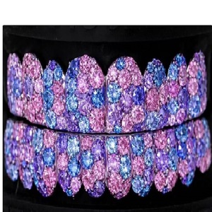 Grillz personnalisés en moissanite VVS avec pierres colorées, pour dents supérieures ou inférieures, en argent sterling, entièrement sertis de moissanite - Product Image 1