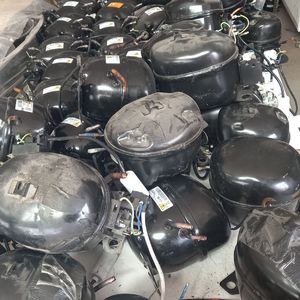 Déchets de moteurs électriques triés, déchets de compresseurs de climatisation et de réfrigérateurs avec matériaux en cuivre et en acier pour les acheteurs de recyclage à l'étranger - Product Image 5