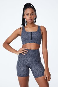 Ensemble de vêtements de sport tricotés pour femmes, haut court et short au-dessus du genou, motif à pois, respirant, sportif, pour la gym et le yoga - Product Image 4