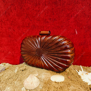 Pochette de soirée de luxe indienne en bois sculpté, sac rigide de créateur pour mariage et événements, sac statement - Product Image 3