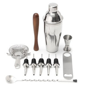 Kit de barman élégant en acier inoxydable avec shaker, doseur, cuillère et pilon pour cuisine moderne et organisation de fêtes - Product Image 2