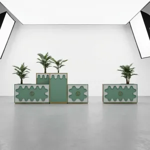 Ensemble de jardinières décoratives de luxe avec panneaux en treillis métallique doré, motif floral vert, pour intérieur, extérieur, jardin, séparation et présentation - Product Image 6