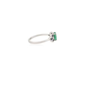 Classy Floral Cluster Oval Cut Natural <b>Emerald</b> & Round Blue Sapphire Prong Setting Minimal 925 Sterling <b>Silver</b> <b>Ring</b> for Women's - Product Image 5