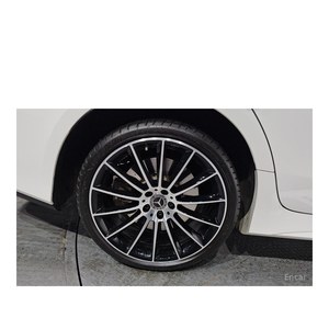 Mercedes-Benz Clase CLS CLS450 4MATIC AMG Line 2020/12, 62.120 km, Caja de Cambios Automática, Volante a la Izquierda, Cámara Trasera - Product Image 5