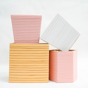 Jardinières de fleurs en bois contemporaines Solutions classiques et stylées pour les amateurs de plantes-Blanc clair limité - Product Image 4