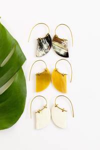 Boucles d'oreilles en corne naturelle, bijoux d'oreille légers faits à la main, accessoires ethniques élégants de style Boho pour dames, Style de luxe - Product Image 4