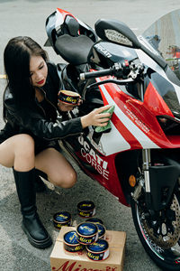 Vietnam Made Mira Professional Grade Car Interior Cream Coating & Paint para la eliminación de manchas Limpieza y renovación de superficies - Product Image 4