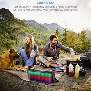 Altoparlante Wireless LED Multicolore Dinamico con Lettore USB/MMC, Ingresso Aux, Radio FM Portatile Vivavoce per Feste, Campeggio e Viaggi - Product Image 6