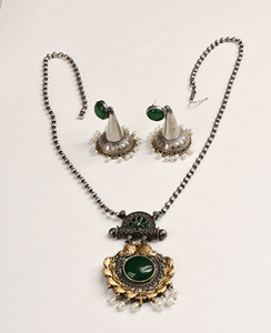 Ensemble collier et boucles d'oreilles en laiton onyx argenté oxydé bicolore |   Bijoux ethniques indiens bohèmes pour fiançailles et mariage - Product Image 1
