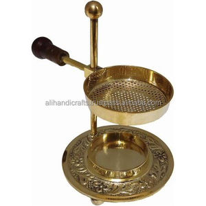 Quemador de Incienso de Latón Real con Cuenco Perforado para Meditación y Ambiente Espiritual - Product Image 1
