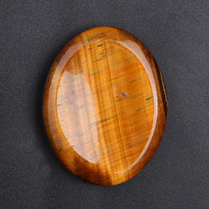 Piedra ovalada de cristal natural para descompresión del pulgar, tallada con temática de amor, decoración del hogar Abbott ABCDFGHI - Product Image 4