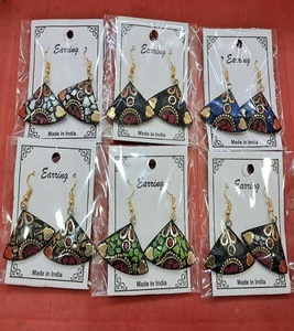 Boucles d'oreilles en laiton avec mosaïque métallique, style bohème et ethnique, pour femmes, pour les soirées, prix d'exportation depuis l'Inde GC-ER-505 - Product Image 1