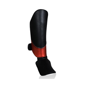 Protège-tibias en cuir légers et confortables pour l'entraînement de boxe et MMA – Équipement de protection de haute qualité, durables et écologiques avec fixation à crochet - Product Image 1