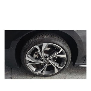 Audi A3 40 TFSI Premium 2023 con Volante a la Izquierda, Estándar de Emisiones Euro V, Cámara Trasera, 23,571 km - Product Image 5