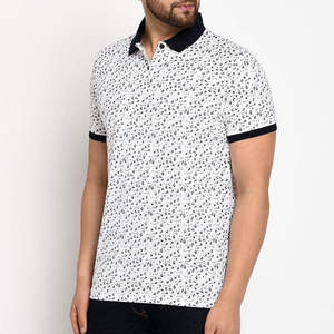 Polo pour homme de qualité supérieure à étiquette privée, coupe moderne, sublimation, confortable, respirant, élégant, impression personnalisée sur écran - Product Image 2