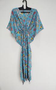 Caftán con cuello en V y encaje floral estampado a mano, estilo vintage, línea A, 100% algodón natural, largo hasta la rodilla, informal, para vacaciones de verano, vestido tipo bikini. - Product Image 4