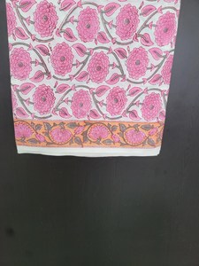 Tela de algodón india tejida a mano con estampado Mugal Butta, transpirable, ecológica, suave, ligera y ancha para costura y confección. - Product Image 5