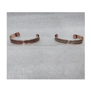 Pulsera de Cobre Sólido con Baño de Cobre Antiguo, Hecha a Mano, Ajustable, Estilo Kada, Minimalista, Accesorio de Bienestar, Regalo - Product Image 1