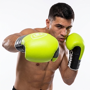 Guantes de Boxeo de Cuero Dumela, Color Verde Lima, Negro y Blanco, con Cordones y Diseño de Logotipo, Equipo de Entrenamiento - Product Image 6