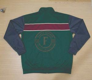 Fabricante de Trajes Deportivos Sublimados Personalizados, MOQ Bajo, Ropa Deportiva de Poliéster con Impresión Completa - Product Image 3