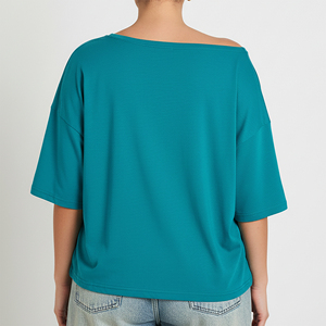 Camiseta de Gran Tamaño con Hombros Descubiertos, 100% Algodón Jersey, Personalizada OEM/ODM, Ropa de Verano Transpirable de Manga Corta para Mujer - Product Image 6