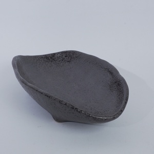 Assiette de service ovale en céramique texturée gris anthracite, style Japandi, pour apéritifs, sushis, desserts, restaurants, hôtels, cafés, HORECA - Product Image 4