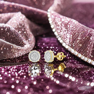 Boucles d'oreilles en or 10 carats avec diamants de laboratoire, cadeau unisexe, mariage, anniversaire, brillance éclatante, bijoux fins de luxe, légères, à porter au quotidien - Product Image 6