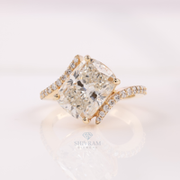 Cincin Tunangan Berlian Lab Cushion Cut dengan Emas Kuning, Setting Pave Split Shank untuk Lamaran, Ulang Tahun, Perhiasan Pengantin