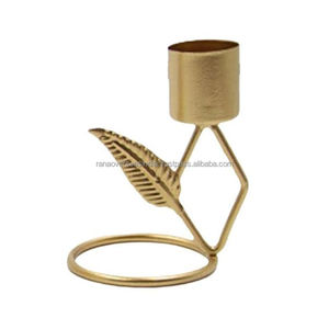 Bougeoir en fer plaqué or pour les fêtes de mariage et les centres de table à la maison à prix raisonnable - Product Image 6