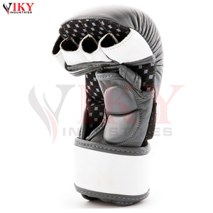 Gants de Sparring MMA Premium Gris et Blanc Contrastés à Paume Ouverte avec Logo Personnalisé – Équipement d'Arts Martiaux Mixtes OEM ODM - Product Image 3