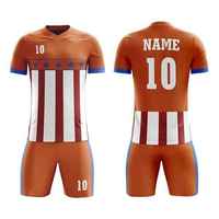 Ensemble d'uniformes de football personnalisés imprimés par sublimation, respirants, écologiques, col rond, manches courtes, séchage rapide, 100% polyester, adulte