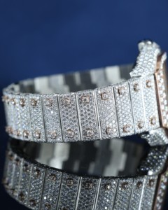 Reloj de Lujo para Mujer de Alta Calidad, en Acero Inoxidable con Moissanita, Caja Cuadrada de 40mm, Mecánico Analógico, Cierre Oculto, Cristal de Zafiro - Product Image 4