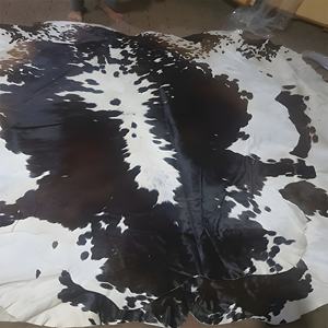 Tapis en cuir de vachette véritable de qualité supérieure pour la décoration de la maison, la sellerie de meubles, les sacs, les chaussures, les ceintures et les accessoires d'artisanat en cuir véritable - Product Image 1