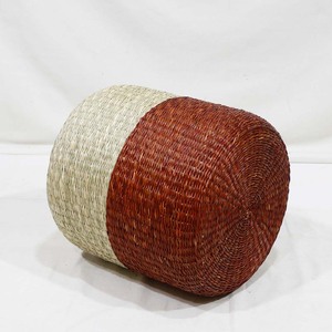 Pouf ottoman rond rustique en jonc de mer durable, tissé à la main, meuble décoratif, repose-pieds - Product Image 5