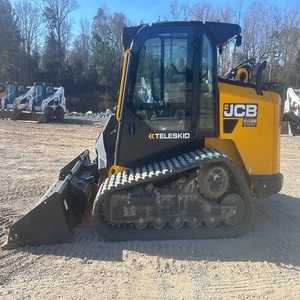 Cargadora compacta JCB 3TS-8T con diseño compacto, potente rendimiento y manejo confiable para uso en construcción y agricultura. - Product Image 5