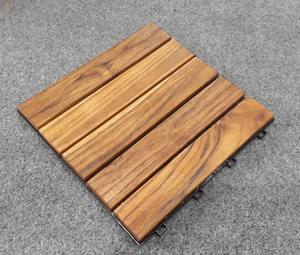 Dalles de terrasse extérieures carrées en bois d'acacia vietnamien antidérapantes et imperméables - Design contemporain, finition huilée, 5 ans et plus - Product Image 5