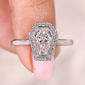 Bague de fiançailles et de mariage pour femme en or 14 carats avec diamant de laboratoire taille marquise halo de 1,18 carat, sertie de griffes, en vermeil, style éternité - Product Image 6