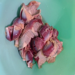 Gizzards de Pollo Enteros Congelados Halal de Tailandia, Calidad Premium, Proceso IQF, Envasados al Vacío, 10 kg, Nutritivos, Bajos en Azúcar, Libres de Grasas Trans - Product Image 5