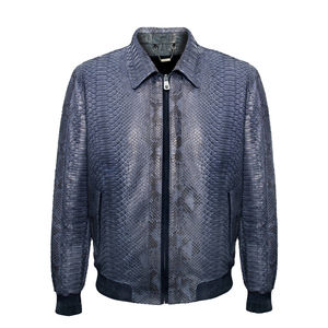 Chaqueta Bomber de Cuero con Estampado de Pitón Negro Unisex, Cuello Redondo, Impermeable y Transpirable - Product Image 6