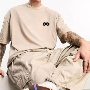 เสื้อยืดโอเวอร์ไซส์พิมพ์โลโก้เล็กๆ สำหรับผู้ชาย ผ้าฝ้ายออร์แกนิค 100% ระบายอากาศได้ดี ทรงหลวม คลาสสิก ไหล่ตก - Product Image 6