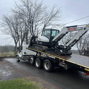 ซื้อรถขุดขนาดเล็ก Bobcat E55 พร้อมปั๊มคอนกรีต เครื่องจักรก่อสร้างพร้อมรางและเครื่องยนต์มือสอง - Product Image 1
