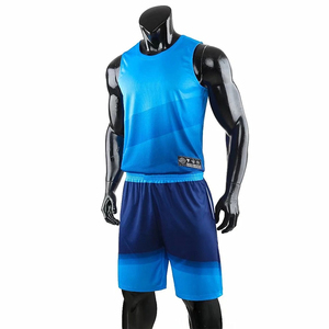 Nuestros uniformes de secado rápido mantienen a los jugadores frescos y concentrados al evaporar el sudor al instante. Uniforme con diseño de logotipo personalizado. - Product Image 6