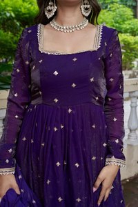SHREE INDIAN EXPORTS Vende Conjuntos de Trajes Anarkali con Cuello Redondo, Elegantes y de Aspecto Precioso, de Alta Calidad, para Mujeres o Niñas - Product Image 6