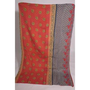 ผ้าห่มลายดอกไม้สไตล์วินเทจ Lavinas ผ้าควิลท์คันธาทำมือจากผ้าฝ้าย ผ้าคลุมเตียงสไตล์โบโฮอินเดีย ผ้าห่มสองด้าน ใช้ได้ทุกฤดู ซักได้ - Product Image 1