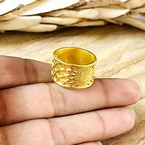 Anillo de Banda con Diseño Único Boho Sunburst, Estilo Bohemio, Latón Vintage, Chapado en Oro de 18k para Mujer, Venta al por Mayor/OEM/ODM - Product Image 4